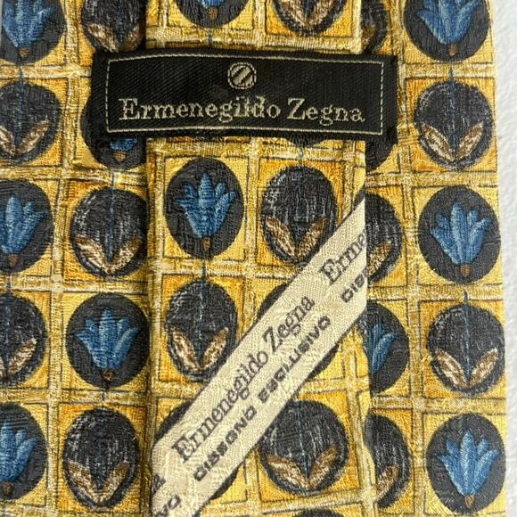 Ermenegildo Zegna Men's 100% Silk Yellow with Floral/ Geometric Pattern Tie - Picture 5 of 10